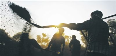 2018年全國(guó)規(guī)模以上原煤產(chǎn)量35.46億噸 增長(zhǎng)5.2%